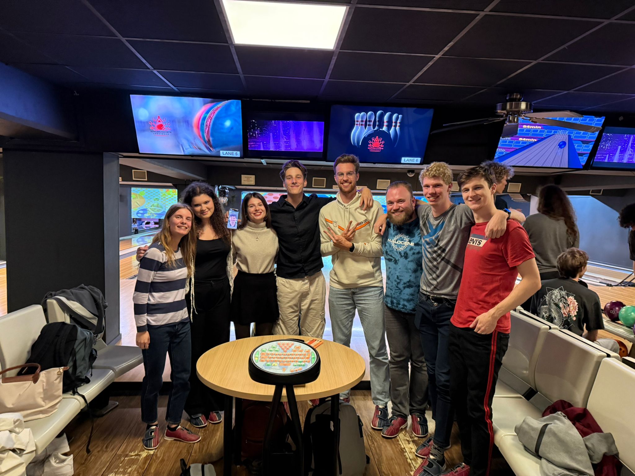 Voyager bowling social :D